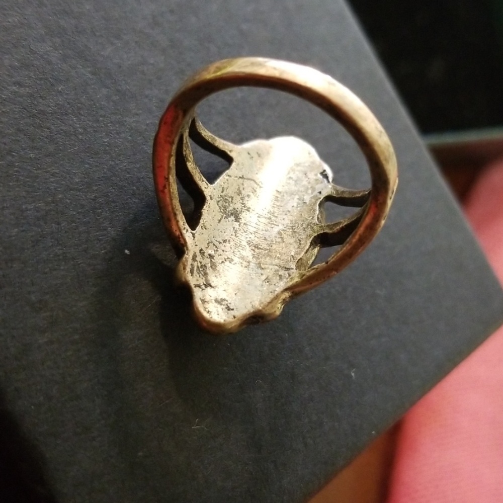 Ring - Picture 3 of 3